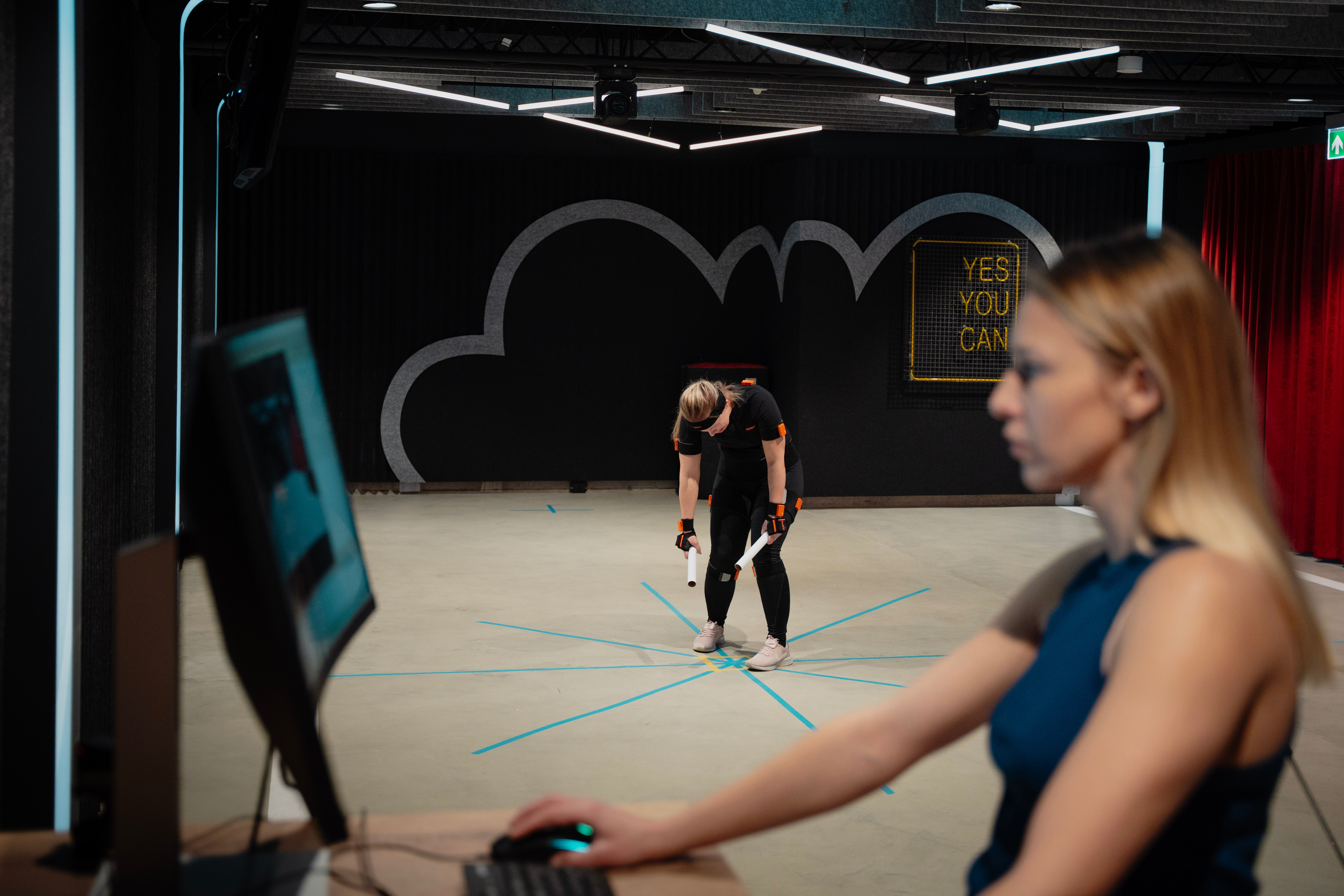 Motion capture monitoring and direction
